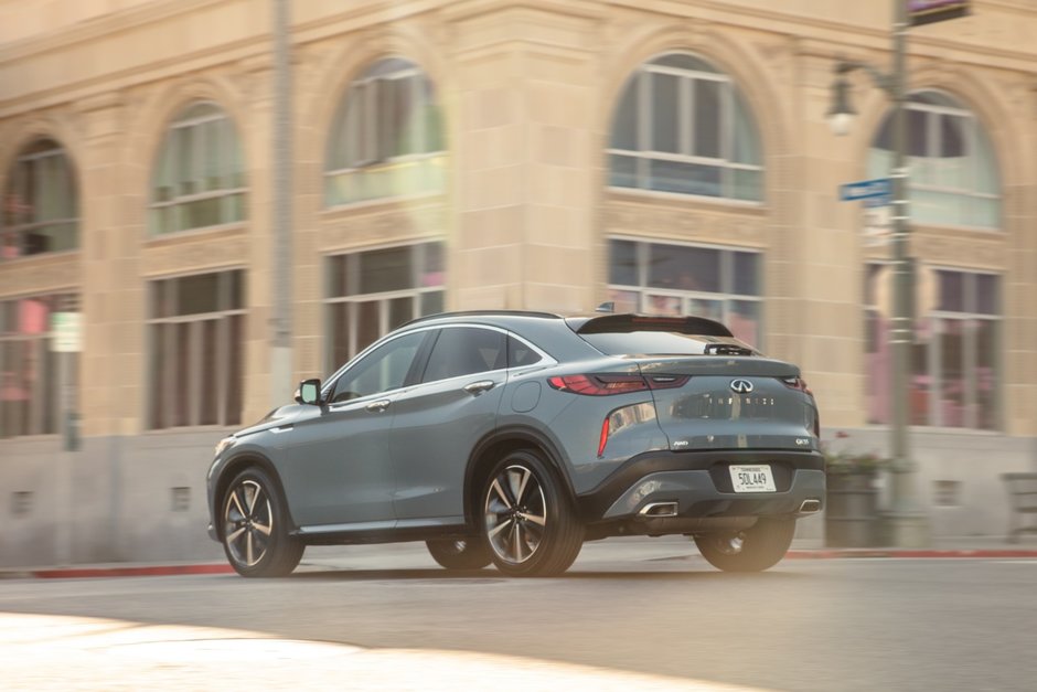 Infiniti QX55 - Galerie foto