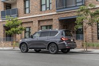 Infiniti QX80