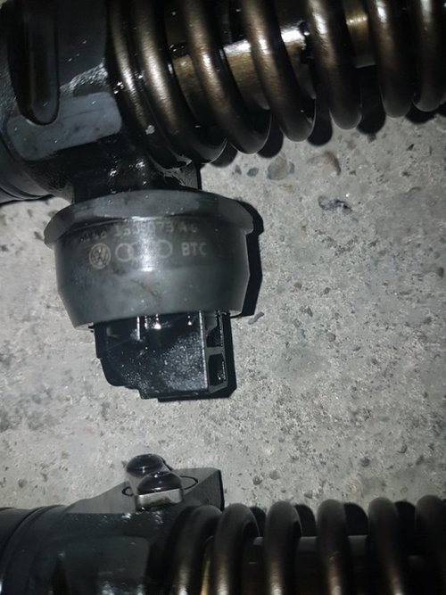 Injectoare 038130073ag audi a3 8l 1.9 tdi axr 101 cai
