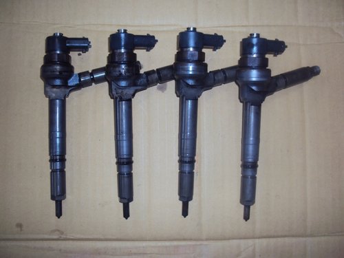 Injectoare 0445110175 opel meriva 1.7 cdti z17dth 101 cai