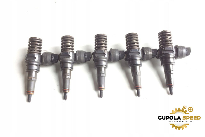 Injectoare 07Z130073N 2.5 tdi BAC BPE AXE BPC AXD BNZ Volkswagen VW Touareg generatia 1 7L [2002 - 2007]