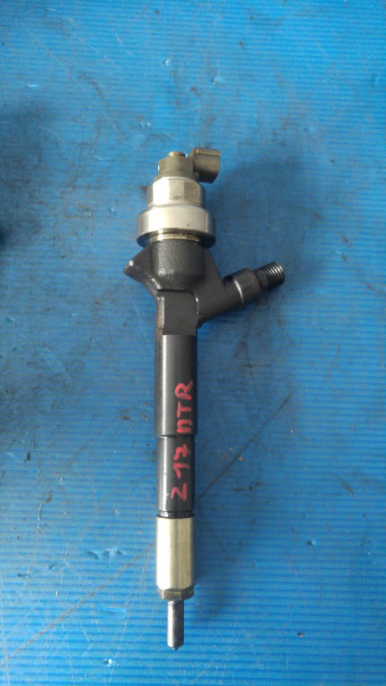 Injectoare 1.7 cdti z17dtr opel astra h corsa d meriva a 8-97376270-3 8973762703
