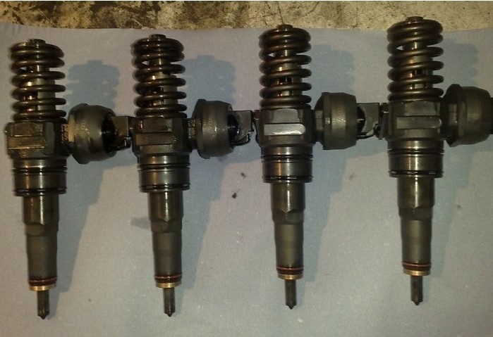 Injectoare 1 9 Tdi Bkc 105 Cai Seat Altea cod 03g130073ag