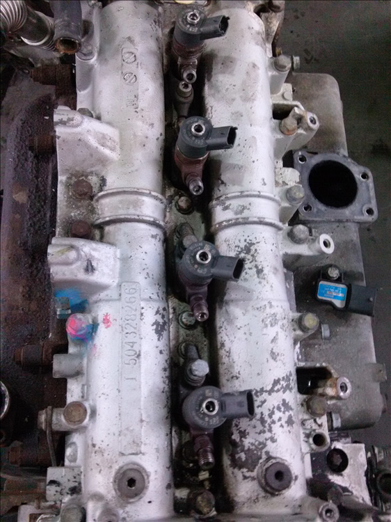 Injectoare ( 2 buc ) FIAT DUCATO 3.0 D an fabr. 2008
