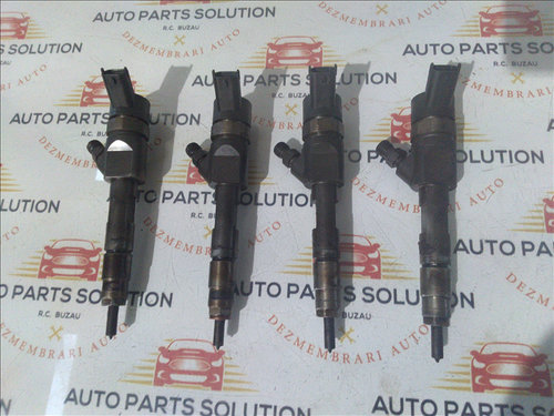 Injectoare ( 2buc ) RENAULT SCENIC 1.9 DCI an fabr. 2010