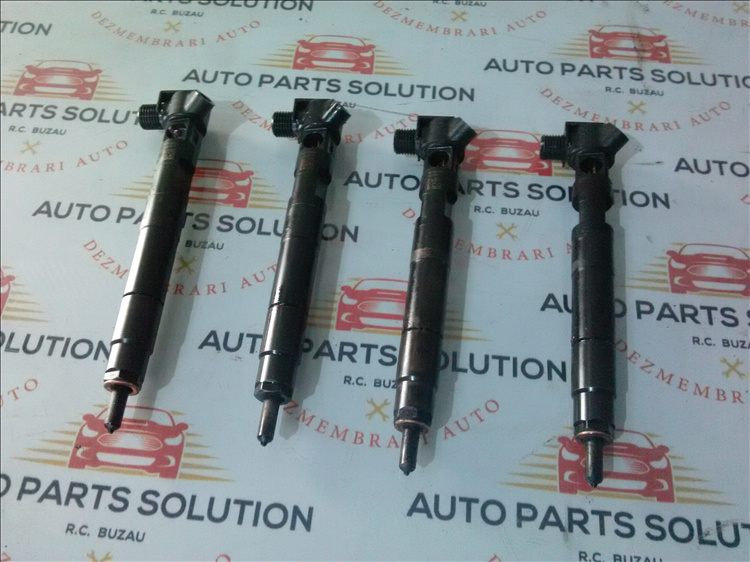 Injectoare ( 3 buc ) MERCEDES-BENZ E CLASS 2.2 CDI an fabr. 2011