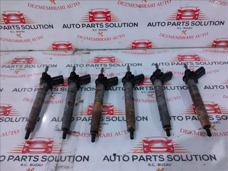 Injectoare ( 4 buc ) BMW F10 3.0 d an fabr. 2012