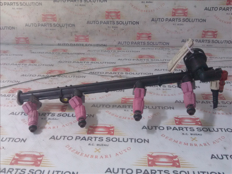 Injectoare (4 buc) FORD FIESTA 1.3 B an fabr 2001