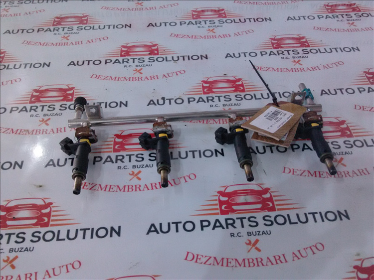 Injectoare ( 4 buc ) OPEL VECTRA C 1.8B an fabr. 2008