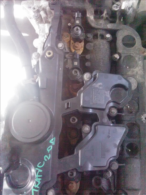 Injectoare ( 4 buc ) RENAULT TRAFIC 2.0 D an fabr. 2009