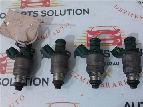 Injectoare (4 buc) SKODA OCTAVIA 1 1.6B 8V an fabr. 2008