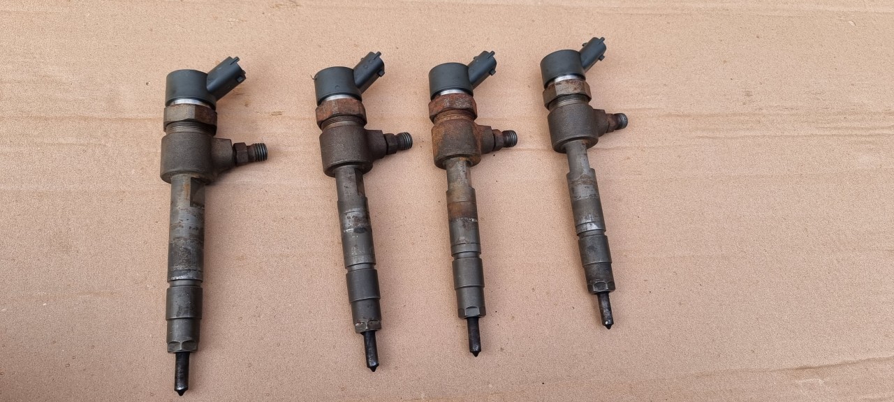Injectoare Alfa Romeo 147 / 156 1.9 JTD 2002 2003 2004 2005