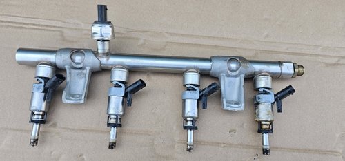 Injectoare Audi A3 8V / A4 8W / A5 F5 / Q3 2.0 TFSI 2017 2018 2019 2020