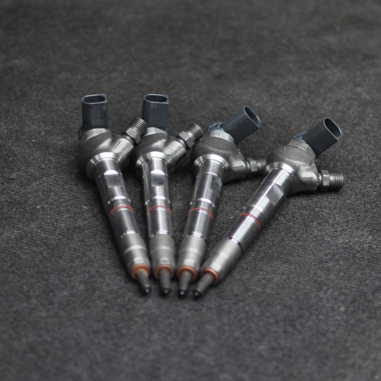 Injectoare audi a6 4g 2.0 tdi csue 136 cai cod 04l130277ac 0445110469