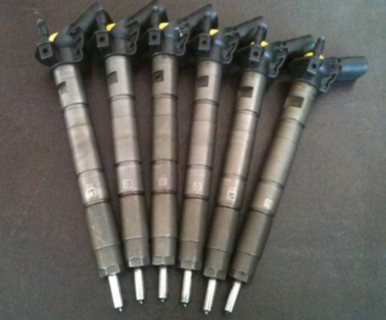 Injectoare audi a8 4e 3.0 tdi cod 059130277 ah