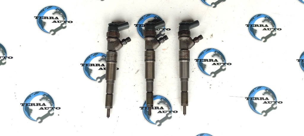 Injectoare BMW Seria 5 (E60) 2.0 D cod: 0445110216 / 7793836