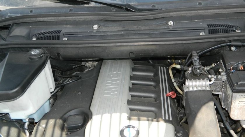 Injectoare Bmw X5 3.0d model 2000