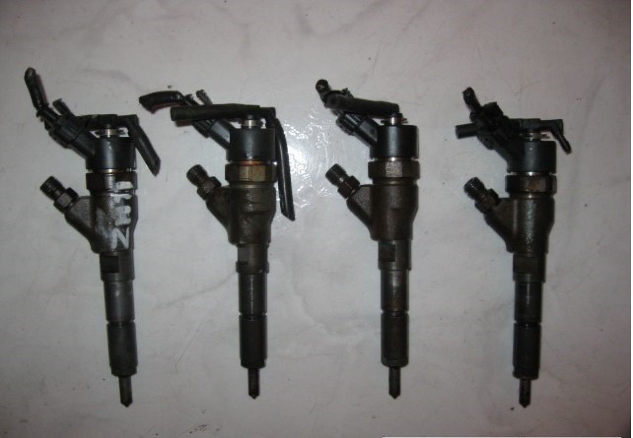 Injectoare Bosch Cod 9641742880 0445110076 Peugeot 406 2 0 Hdi