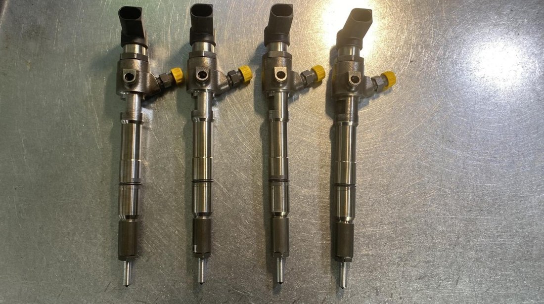 Injectoare CAYC 1.6 TDI 03l130277B, Vw, Audi, Skoda, Seat reconditionate cu piesa veche la schimb