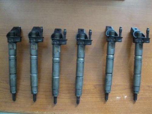 Injectoare cod 0445115027 chrysler 300 c 3.0 crd 218 cai