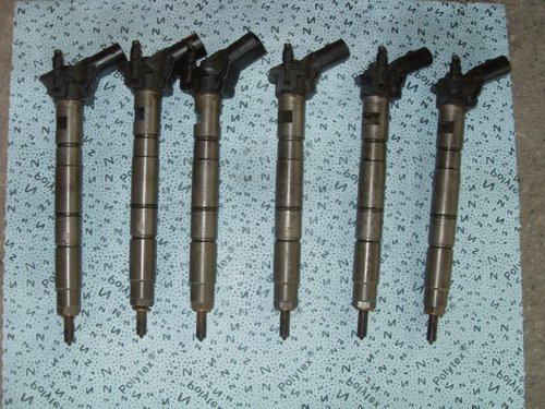 Injectoare cod 059130277ar vw phaeton 3.0 tdi tip motor cara 233 cai