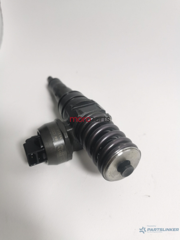 Injectoare combustibil VOLKSWAGEN GOLF V 1K1 2003 - 2009 VAG 0414720313 038130073BN