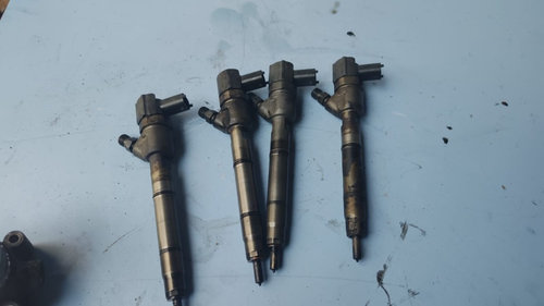 Injectoare Hyundai I40 1.7 CRDI D4FD 2012 Cod : 0445110411 33800-2A800