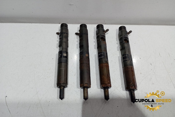 Injectoare Injector 8200676774 1.5 dci K9K Euro 4 Renault Scenic 2 [2003 - 2006]
