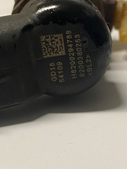 Injectoare injector Renault Dacia Nissan 1.5 dci ,euro 5 Siemens cod H8200294788 / 166009445R / buc