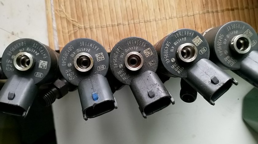 Injectoare Iveco euro 5 Fiat Ducato 2.3 D 0445110418 504389548 0986435212 Iveco Daily V 3.0 D