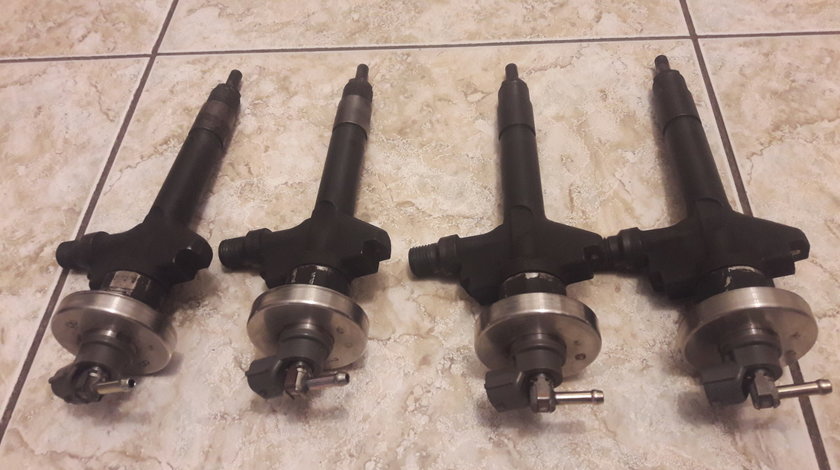 Injectoare mazda 6, 2.0 diesel, 121 cp, 89 kw, an 2002-2005 Ofer montaj.