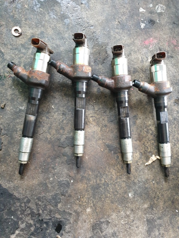 Injectoare Mazda 6 CX7 2.2D R2AA13H50 an 2008-2013