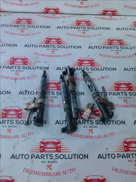 Injectoare MERCEDES C CLASS 2.2 CDI an fabr. 2011