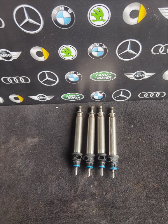 Injectoare Mercedes C class W205 A2560700187 0261500397