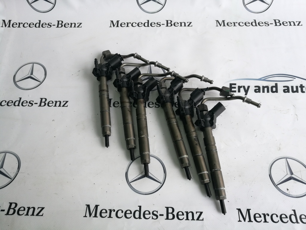 INJECTOARE MERCEDES w221 3.0 V6 A6420701387 0445115064