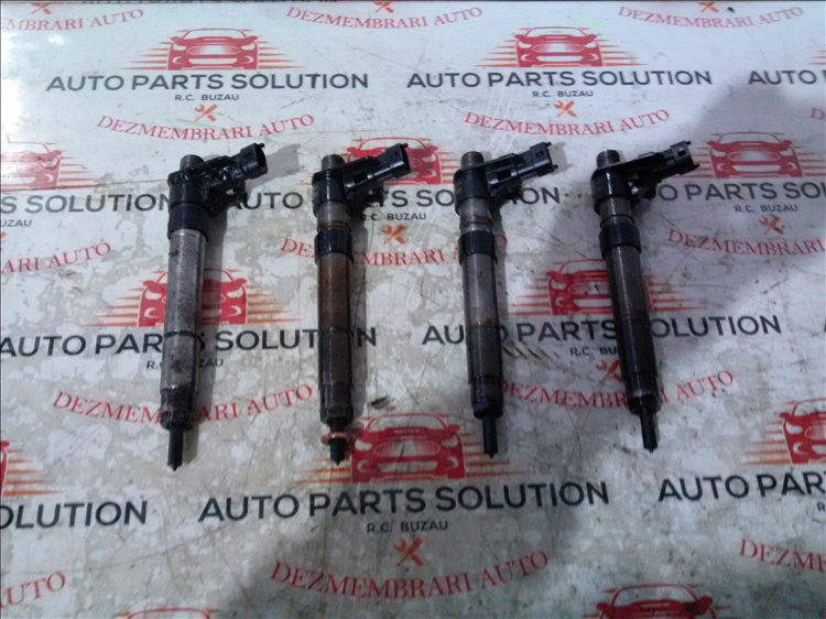 Injectoare MITSUBISHI OUTLANDER 2.2 D