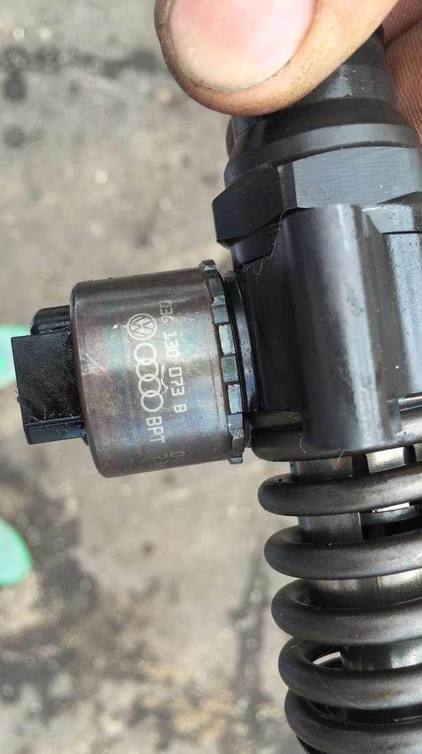 Injectoare motor BKD AUDI A3 8P 2.0 TDI 2005 2006 2007 2008