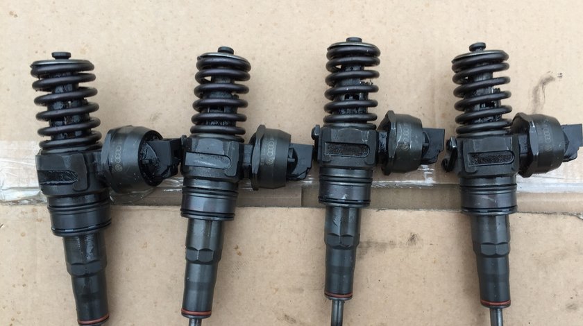 Injectoare motor BLS AUDI A3 8P 1.9 TDI 2004 2005 2006 2007