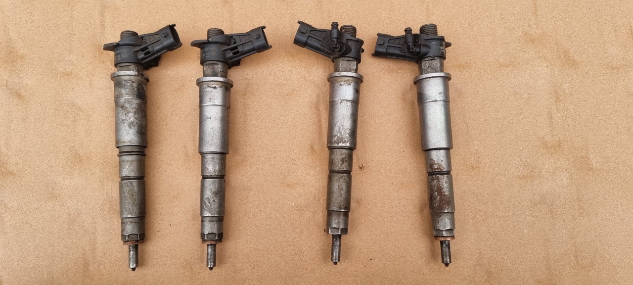 Injectoare Nissan X-Trail T31 2.0 DCI 4X4 M9R 2007 2008 2009 2010