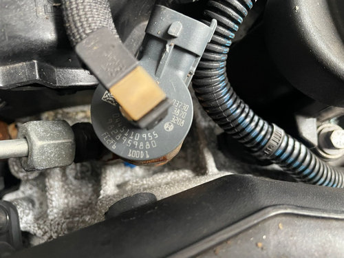 Injectoare OPEL Combo Break (X19) 1.5 CDTI 76cp cod piesa : 9828959880 0445110955
