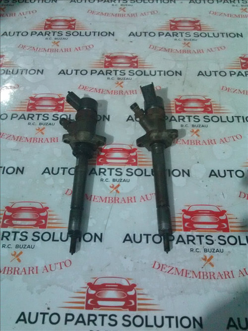 Injectoare PEUGEOT EXPERT 1.6 an fabr. 2008