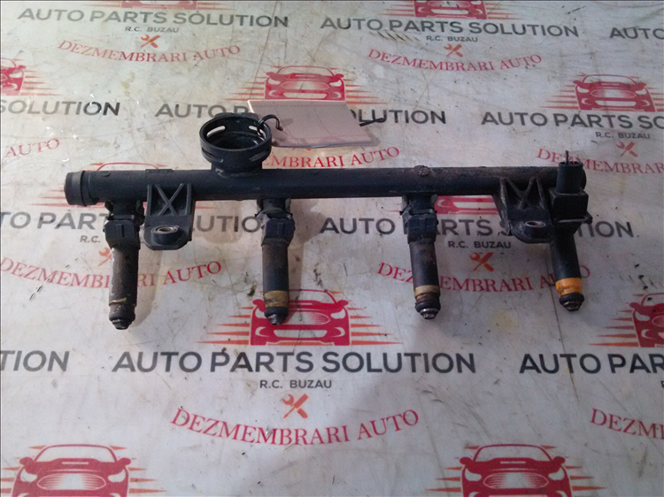 Injectoare RENAULT CLIO 2 1.4B an fabr. 2002