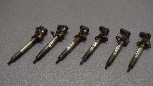 Injectoare siemens cod 5u3q 9k546 Aa jaguar xj 2.7d 207 cai