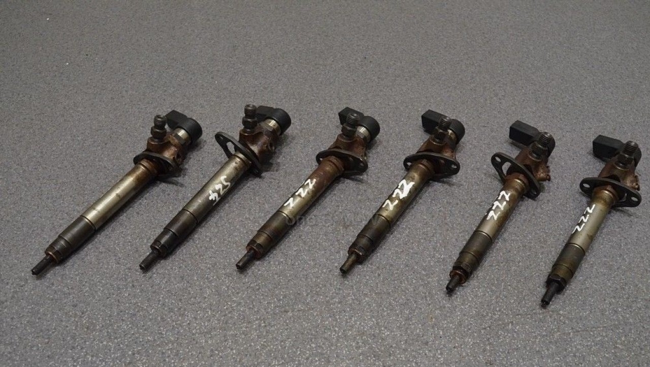 Injectoare siemens cod 5u3q 9k546 Aa peugeot 607 2.7 hdi 204 cai