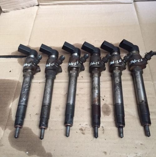 Injectoare siemens cod 5u3q 9k546 Aa range rover sport 2.7d 190 cai