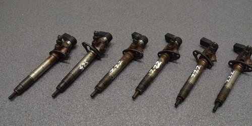 Injectoare siemens cod 5u3q 9k546 Aa range rover sport 2.7d 190 cai