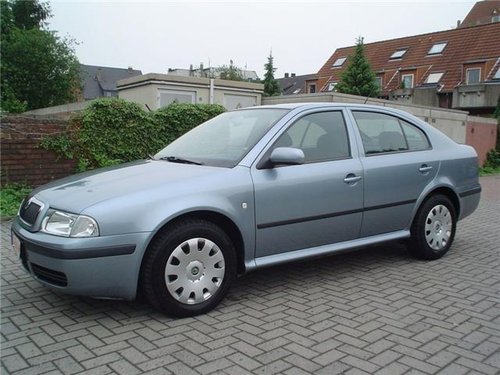 Injectoare skoda octavia 1 1.9 tdi axr din 2006