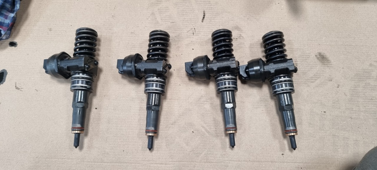 Injectoare Skoda Octavia 2 1.9 Tdi BKC BXE 2006 2007 2008