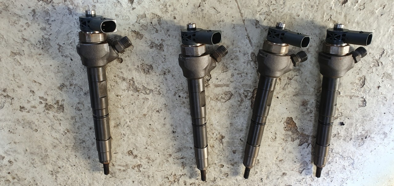 Injectoare Skoda Octavia 3 2.0 TDI 4x4 2013 2014 2015 2016 04L130277AE