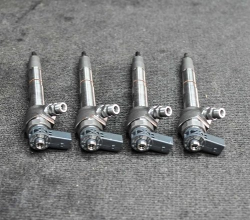 Injectoare skoda octavia III 2.0 tdi ckfb 143 cai cod 04l130277ac 0445110469